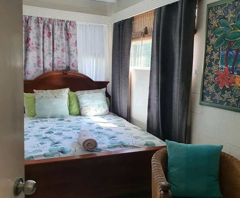 $275, Share-house, 3 bathrooms, Manunda QLD 4870