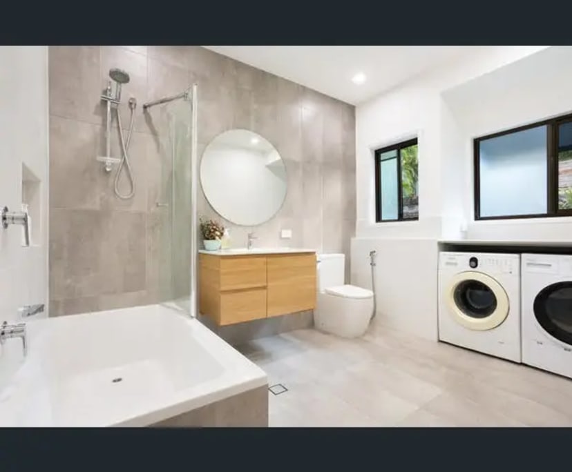 $300, Share-house, 5 bathrooms, Bilambil Heights NSW 2486
