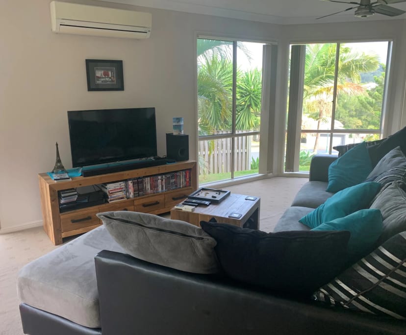 Room for Rent in Pacific Pines, Gold Coast 240, F...
