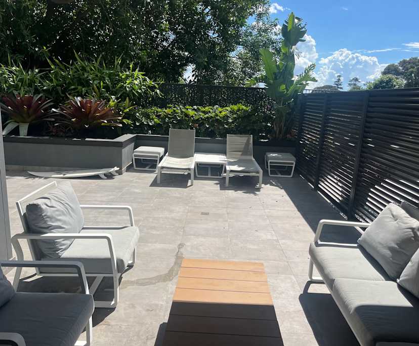 Whole property with 2 rooms for rent