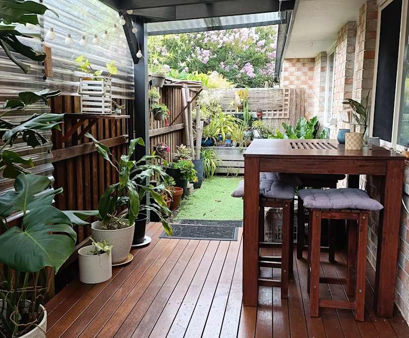 Furnished room granny flat for rent