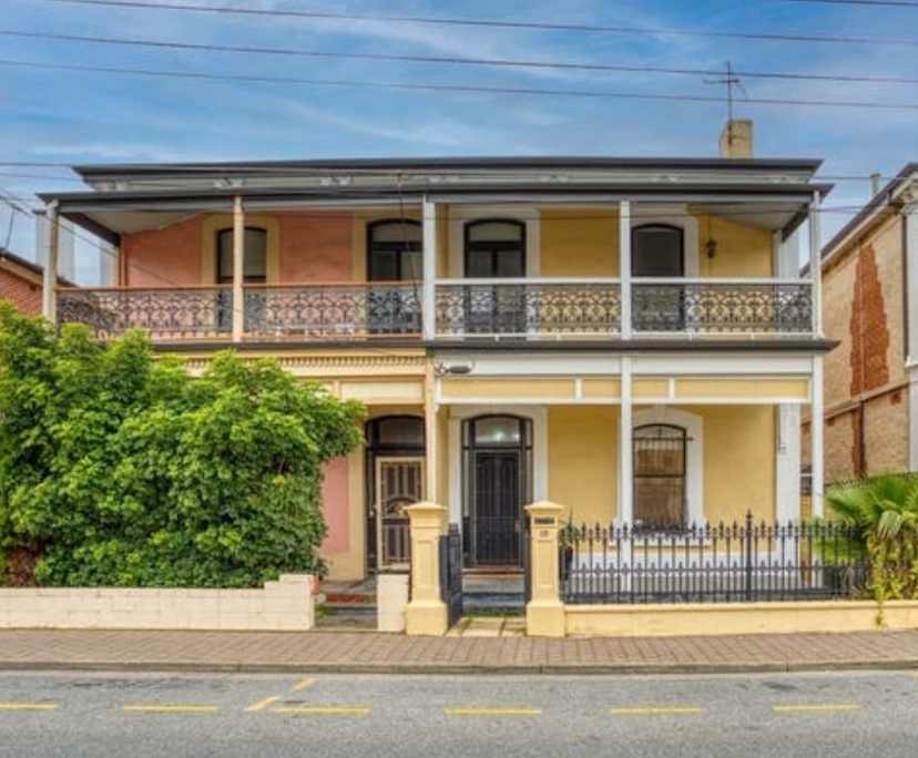 propertyImage