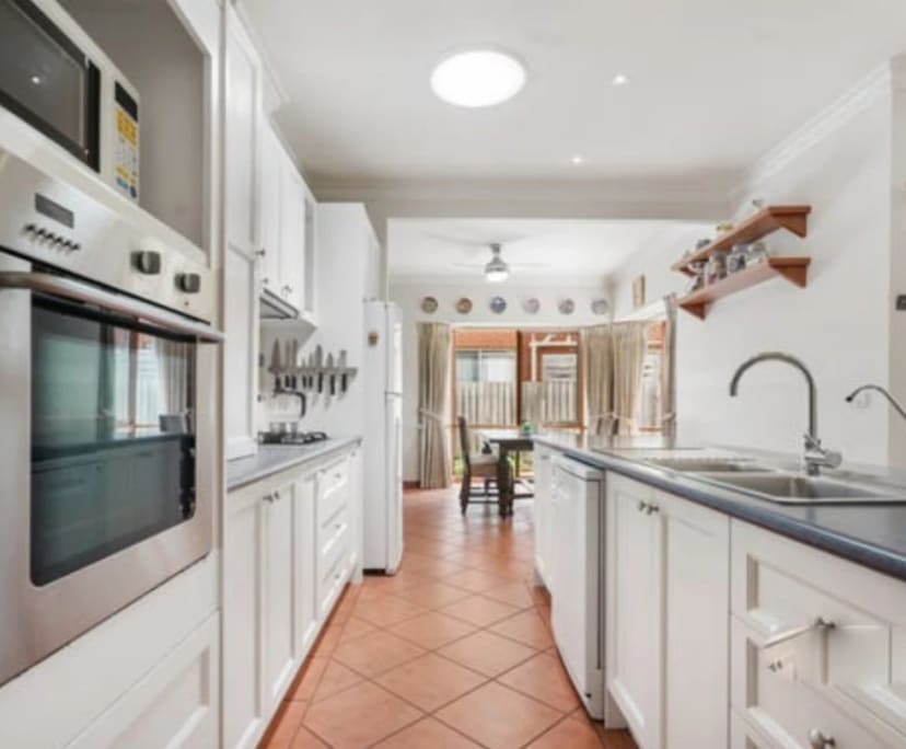 2 Rooms for Rent in Sunbury, VIC 200, Flexible wi...