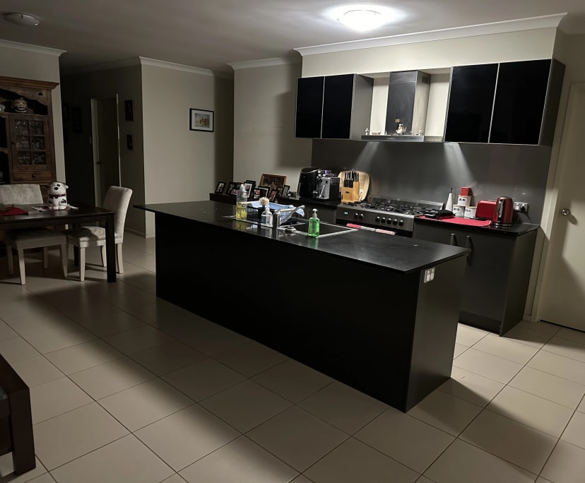 Unfurnished room in a share house