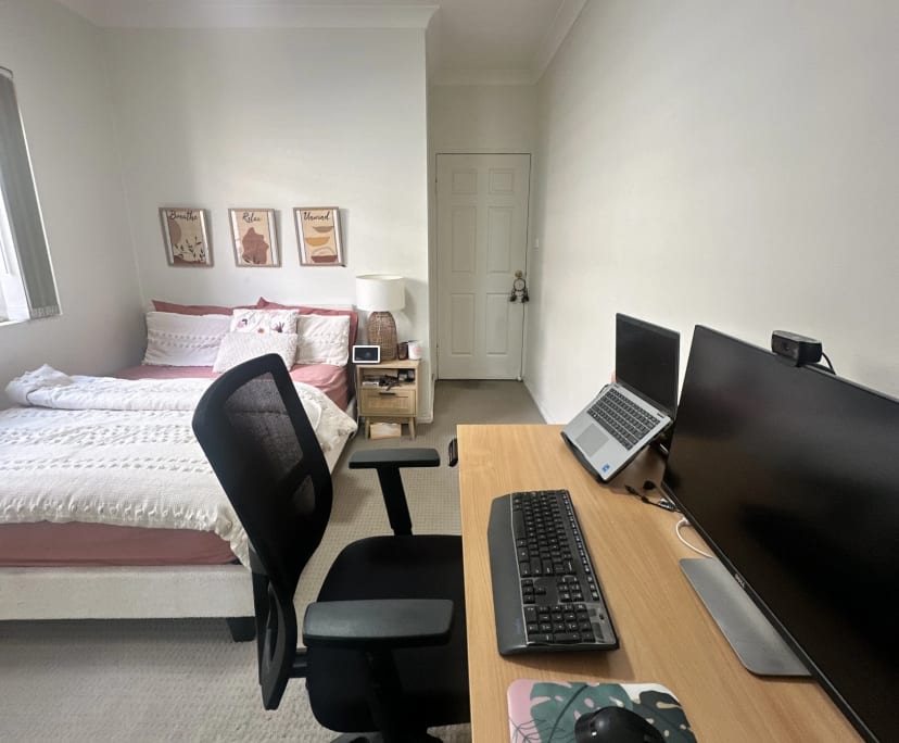 Furnished room in a share house