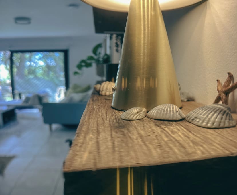 $1,300, Whole-property, 2 bathrooms, Coolangatta QLD 4225