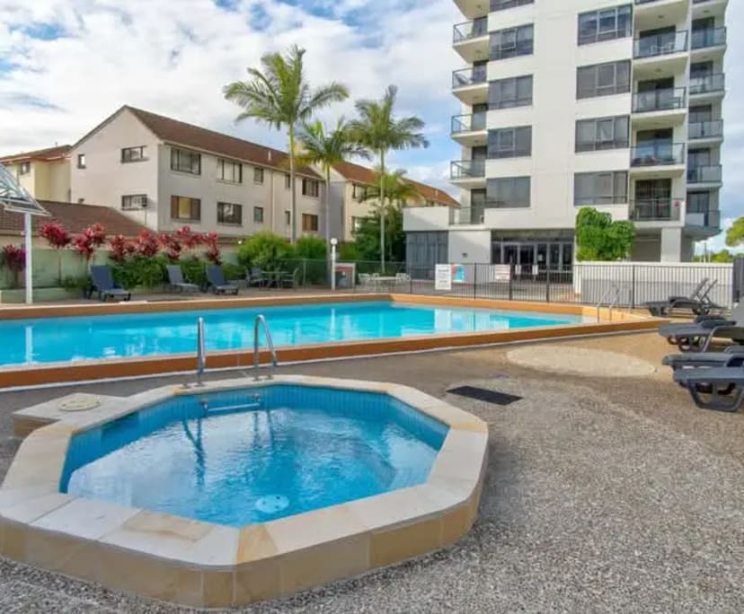 $500, 1-bed, 1 bathroom, Southport QLD 4215