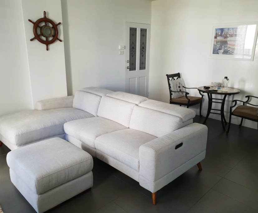 $300, Flatshare, 2 bathrooms, Main Beach QLD 4217