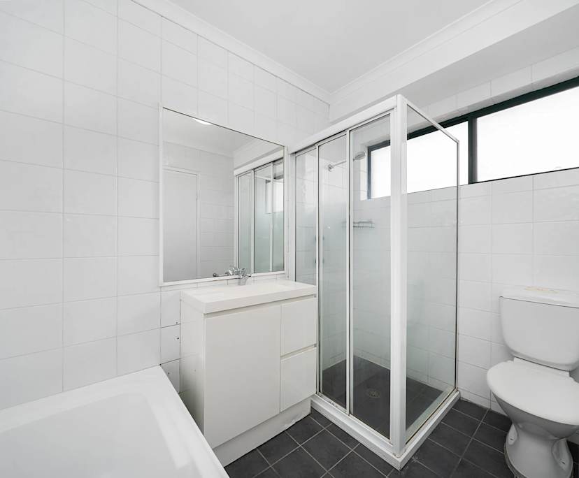 $1,500, Whole-property, 3 bathrooms, Kensington NSW 2033