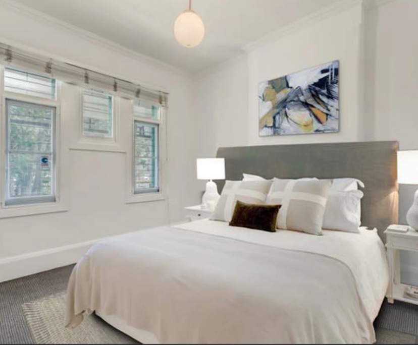 Room in a share house