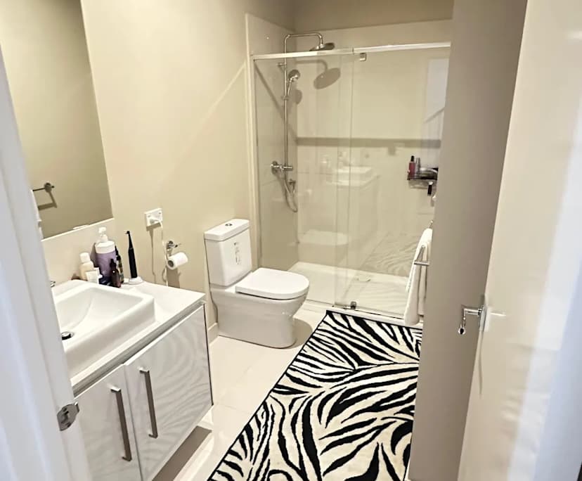 $256, Share-house, 2 bathrooms, Coburg VIC 3058