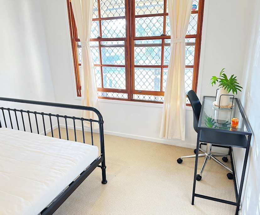 $220, Share-house, 3 bathrooms, Springfield QLD 4300