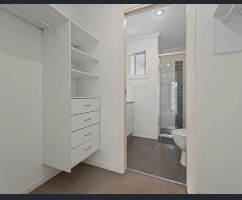 $500, Student-accommodation, 3 bathrooms, Carina QLD 4152