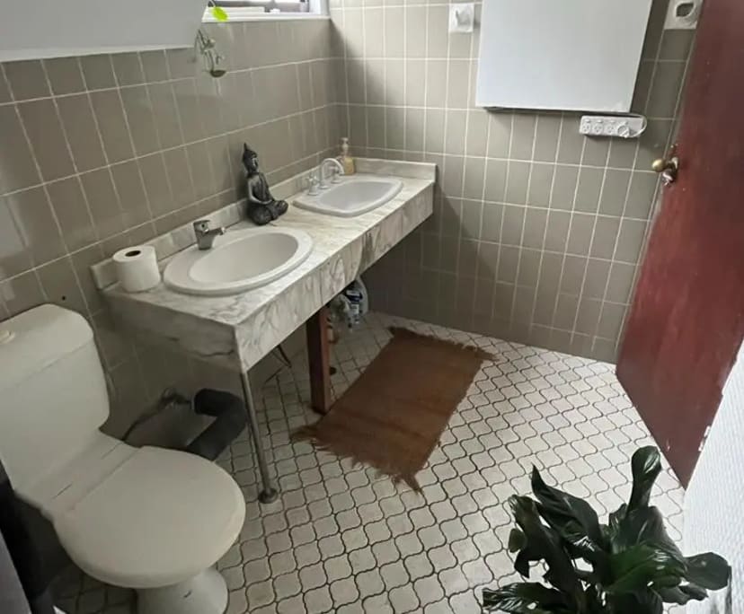 $330, Share-house, 3 bathrooms, Freshwater NSW 2096