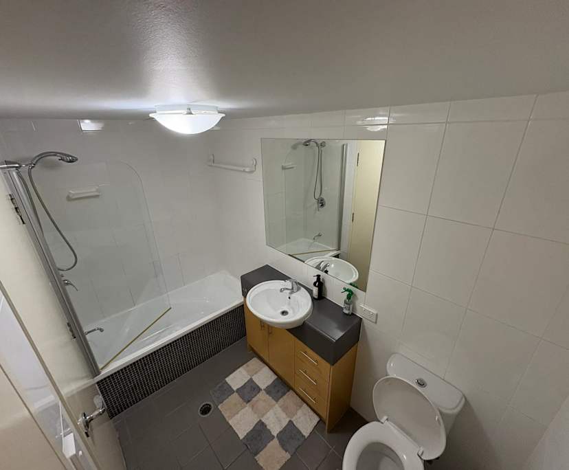 $370, Flatshare, 2 bathrooms, Fairfield QLD 4103