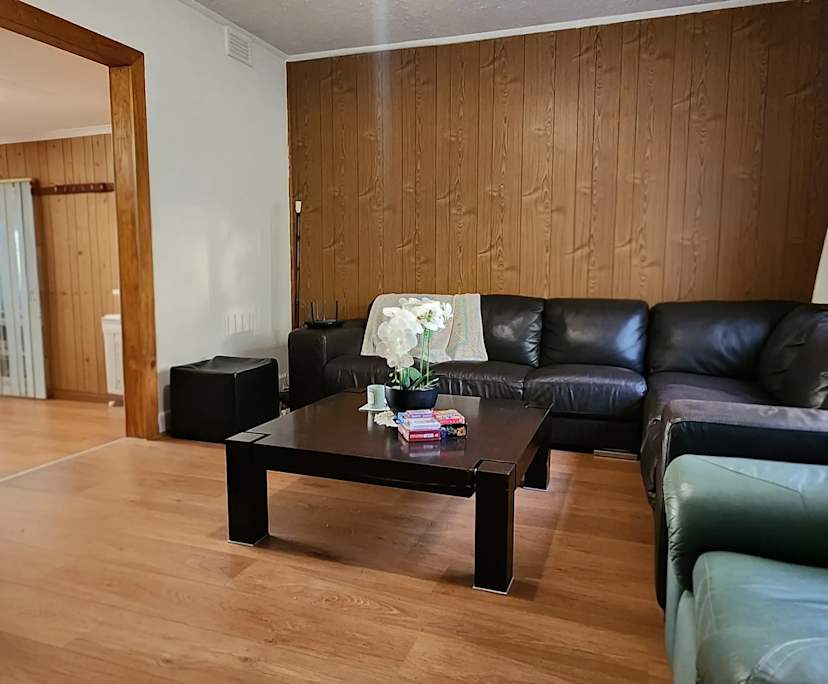 Room with ensuite in a share house
