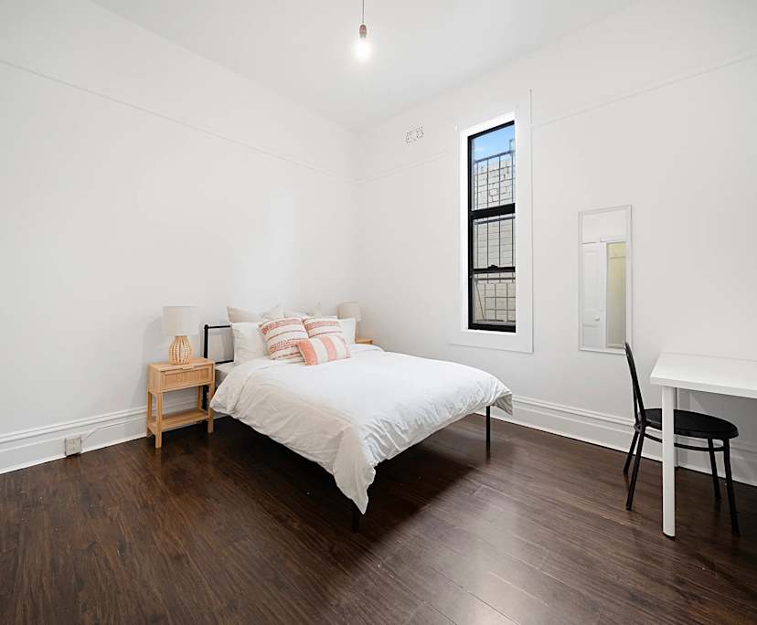 $1,200, Whole-property, 4 bathrooms, Saint Peters NSW 2044