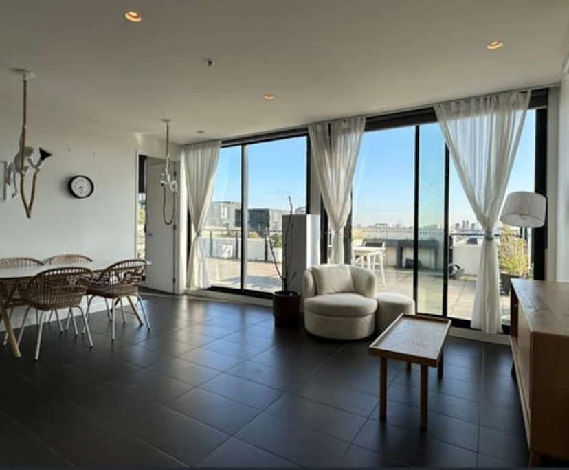 Furnished room with own bathroom