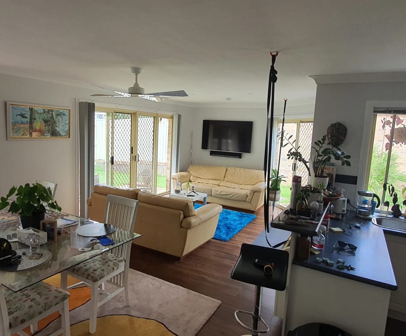 Room for Rent in Kenmore Hills, Brisbane 200, Unf...