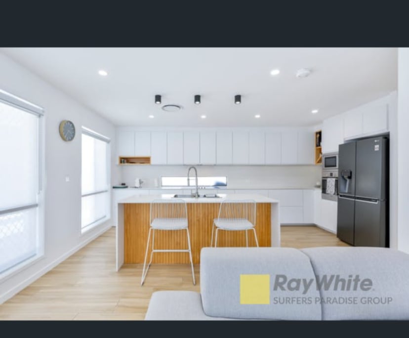 Room in a share house