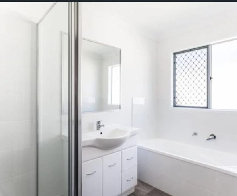 propertyImage