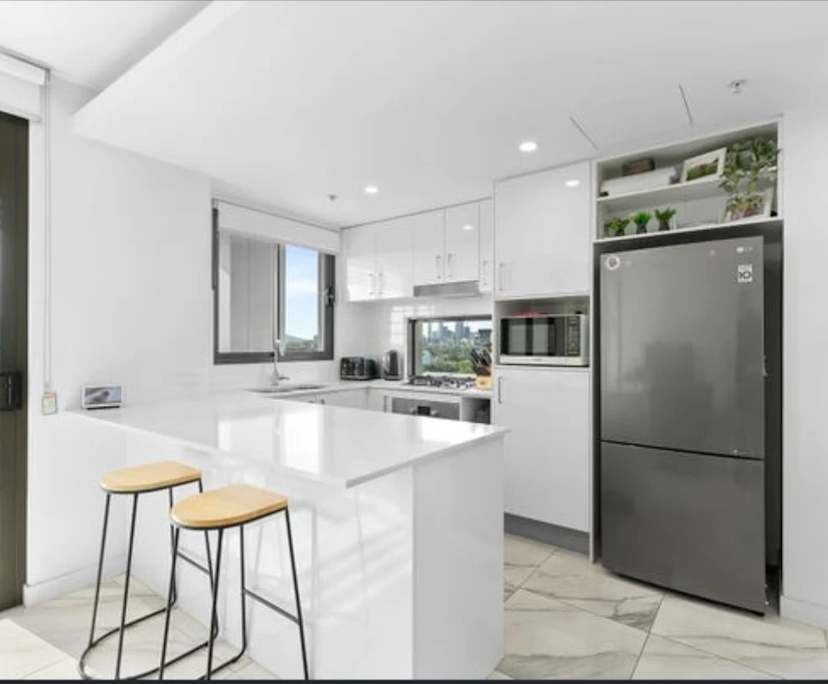 Unfurnished room with own bathroom