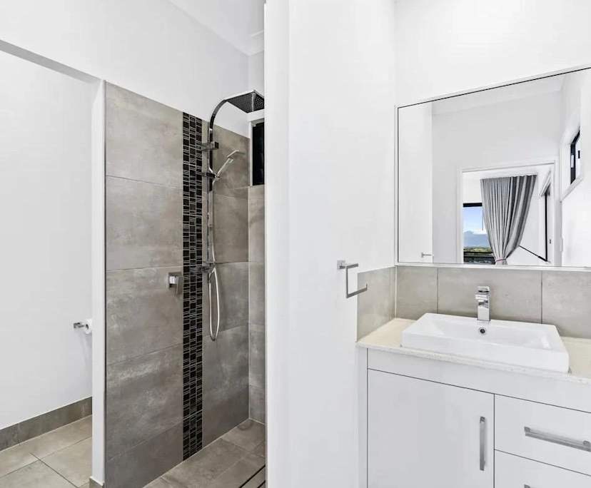 $300-310, Share-house, 2 rooms, Kanimbla QLD 4870, Kanimbla QLD 4870