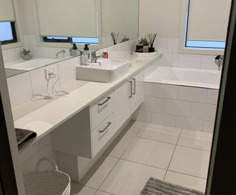 Room for Rent in Carrum Downs, Melbourne 270, Fur...