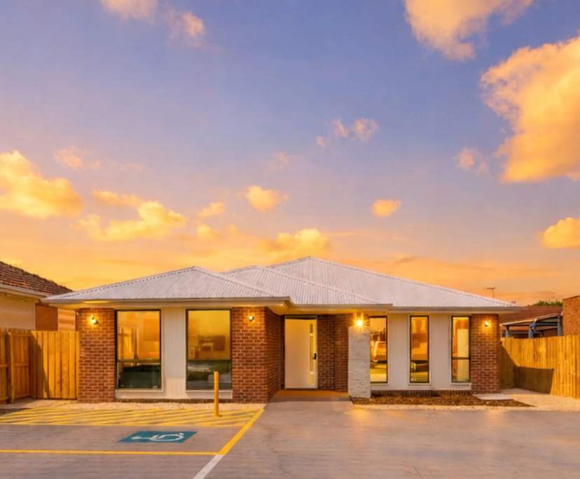 Furnished room with ensuite in a share house