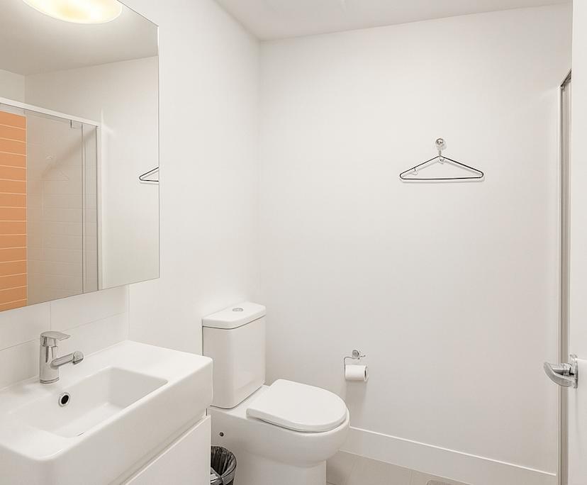 $380, Share-house, 3 bathrooms, Southport QLD 4215