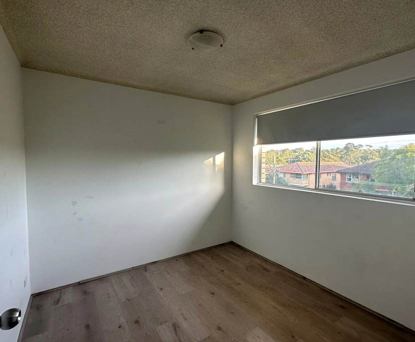 Unfurnished room in a share house
