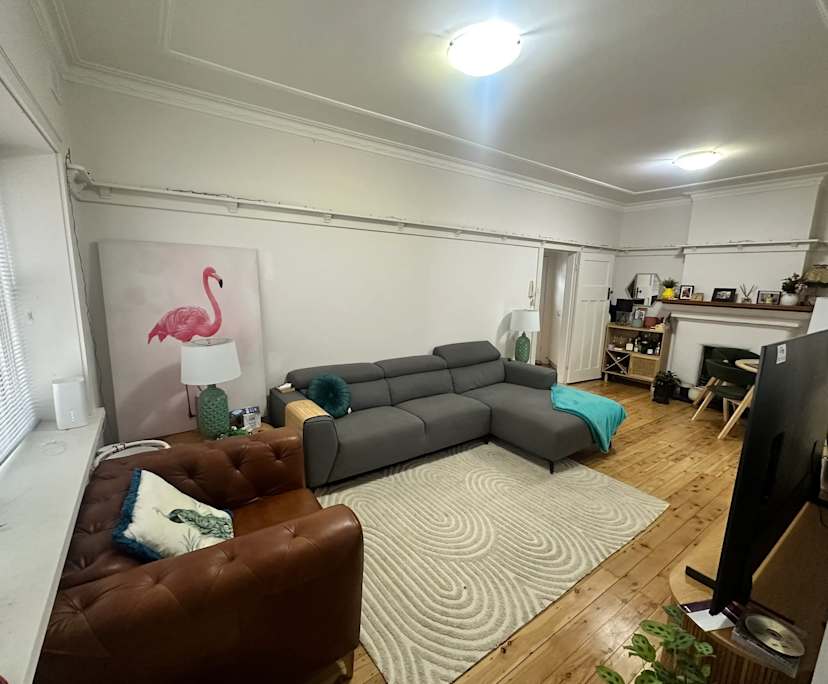 Whole property with 2 rooms for rent