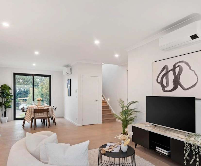 Room with ensuite in a share house