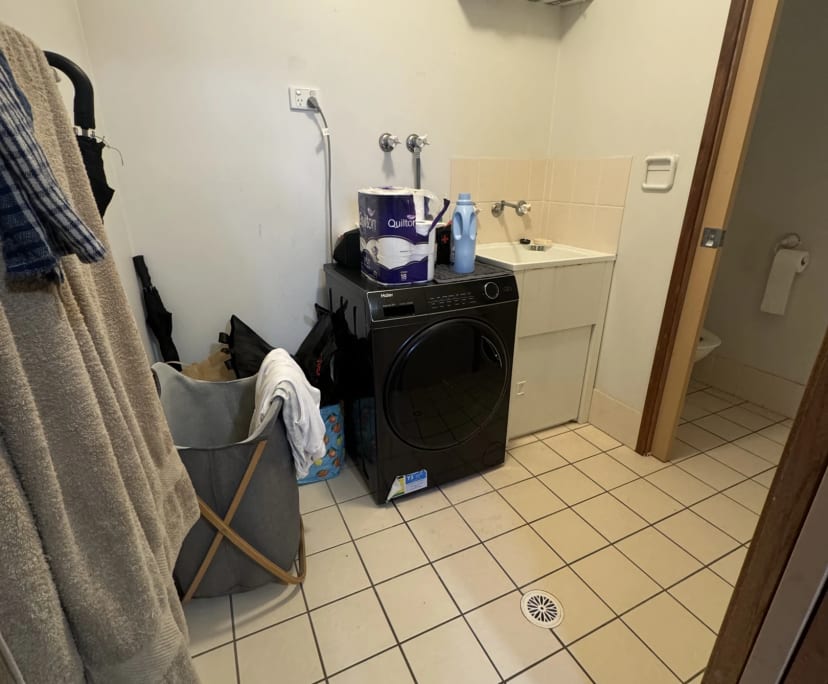 $350, Flatshare, 2 bathrooms, Merewether NSW 2291