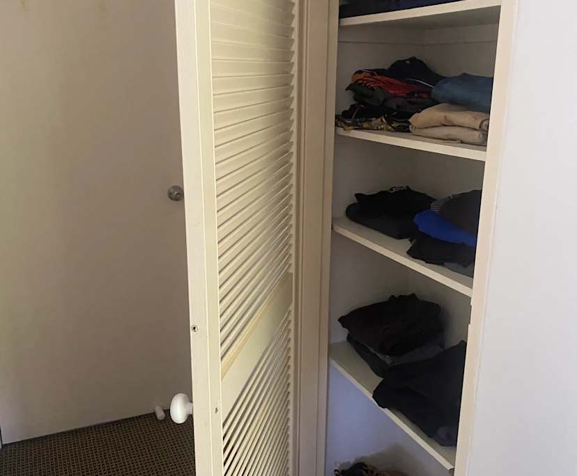 $450, Share-house, 2 bathrooms, Broadbeach Waters QLD 4218