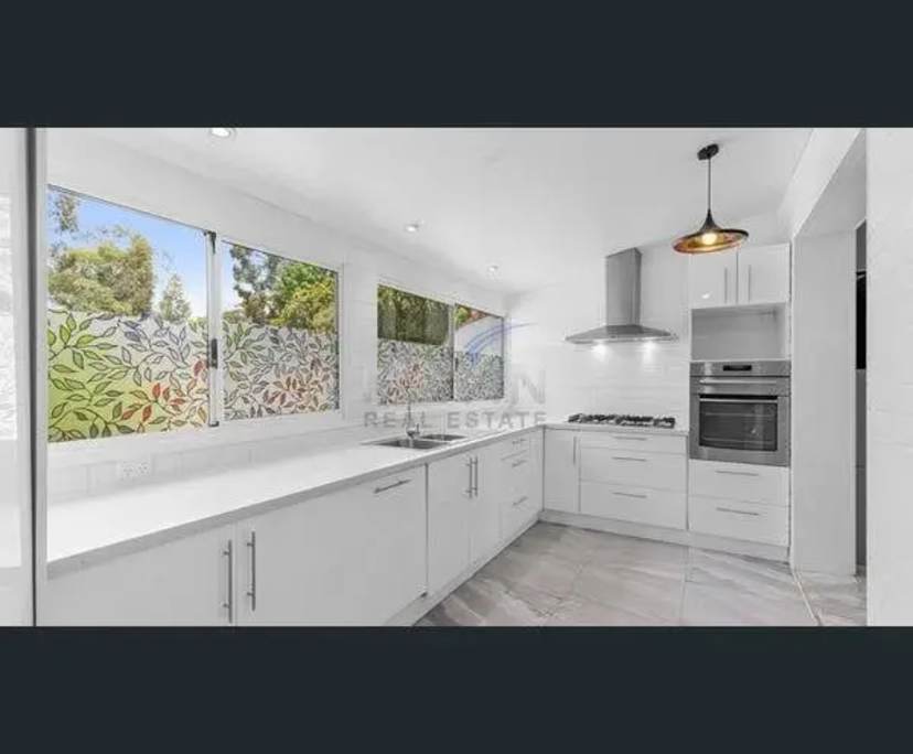 Room in a share house