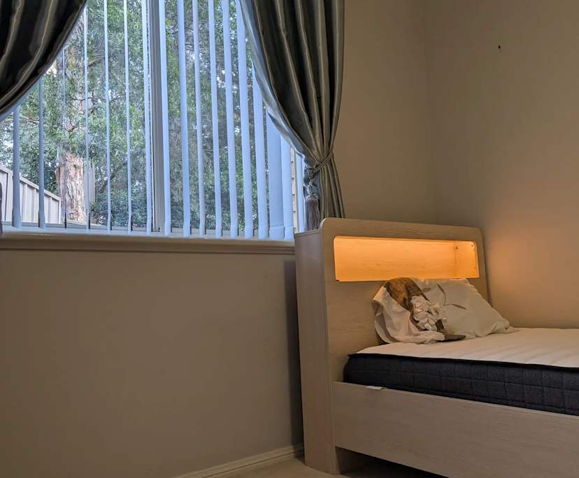 Room in a share house
