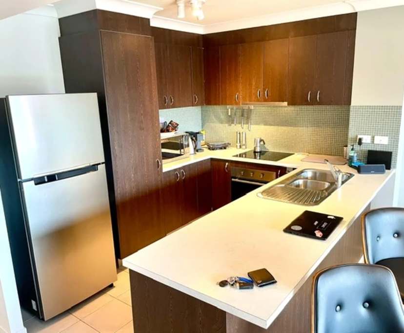 $365, Flatshare, 2 bathrooms, Biggera Waters QLD 4216