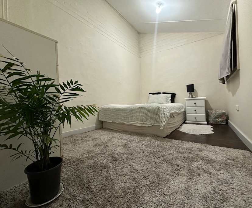 $350, Share-house, 3 bathrooms, Attadale WA 6156