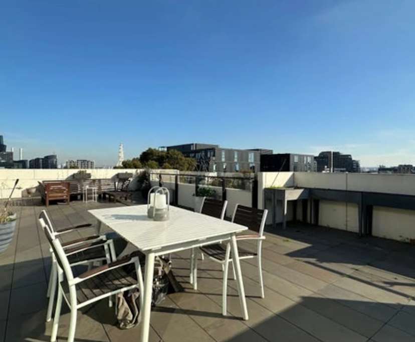 $450, Flatshare, 2 bathrooms, Carlton North VIC 3003