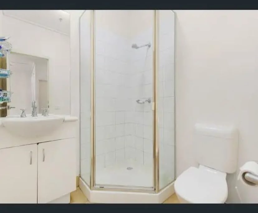 $330, Flatshare, 3 bathrooms, Carlton VIC 3053