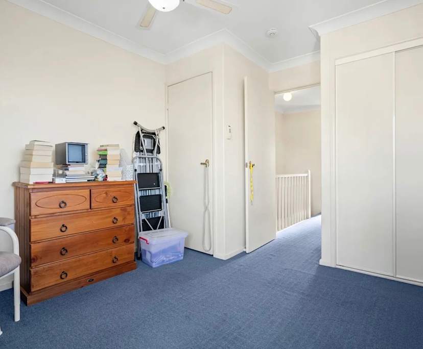 Room in a share house
