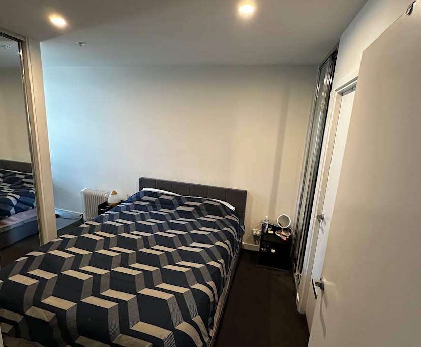 Furnished room with own bathroom