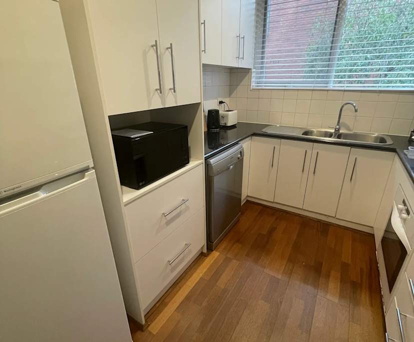 $550, Flatshare, 2 bathrooms, Toorak VIC 3142