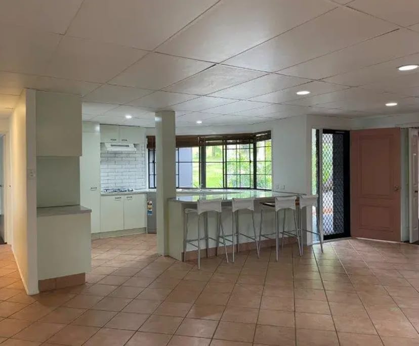 Unfurnished room in a share house