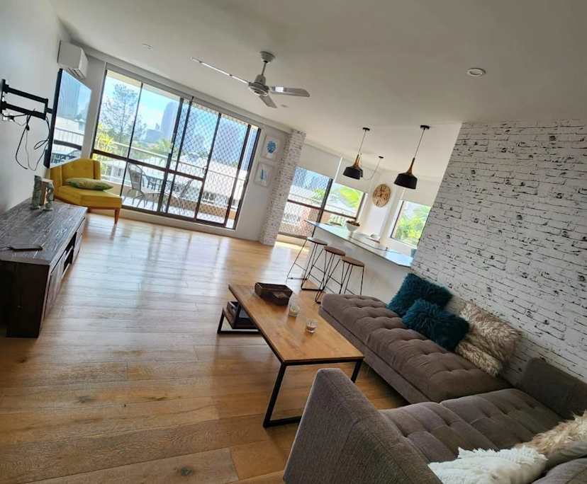 Furnished room in a flatshare