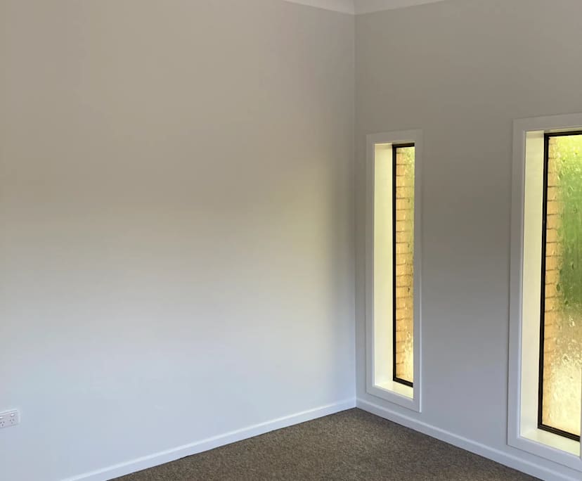 $690, Whole-property, 2 bathrooms, Manoora QLD 4870