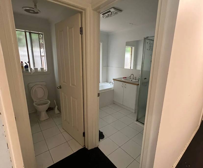 Furnished room in a share house