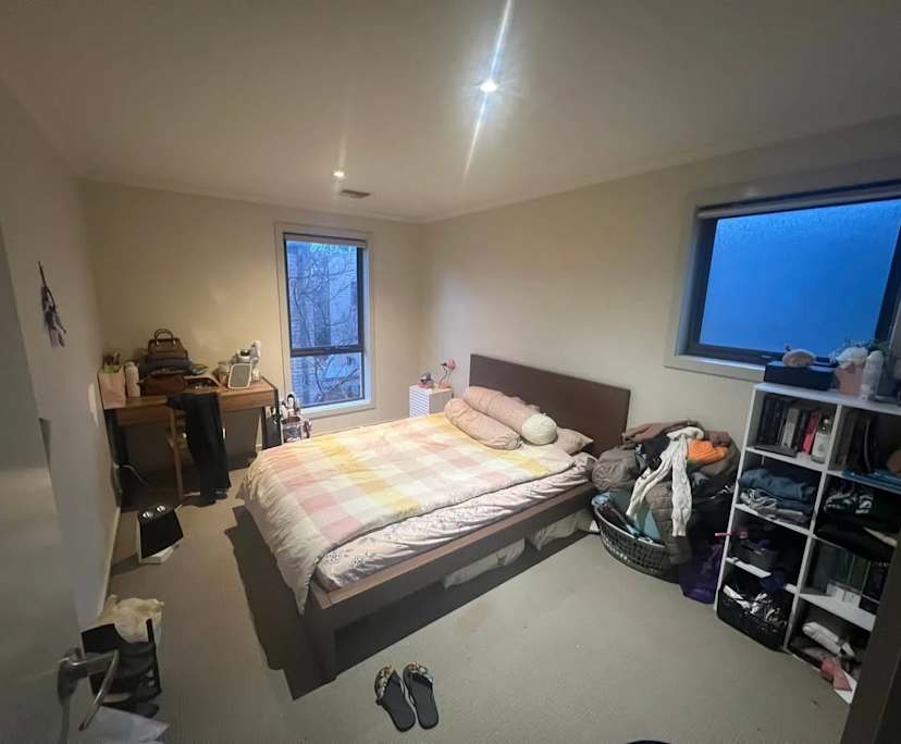 Unfurnished room in a share house
