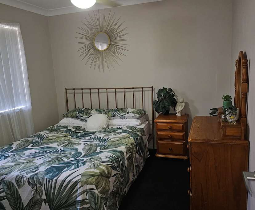 Room in a share house